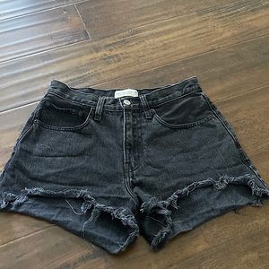 Abercrombie Curve Love Mid Rise BF Short size 2 (26)